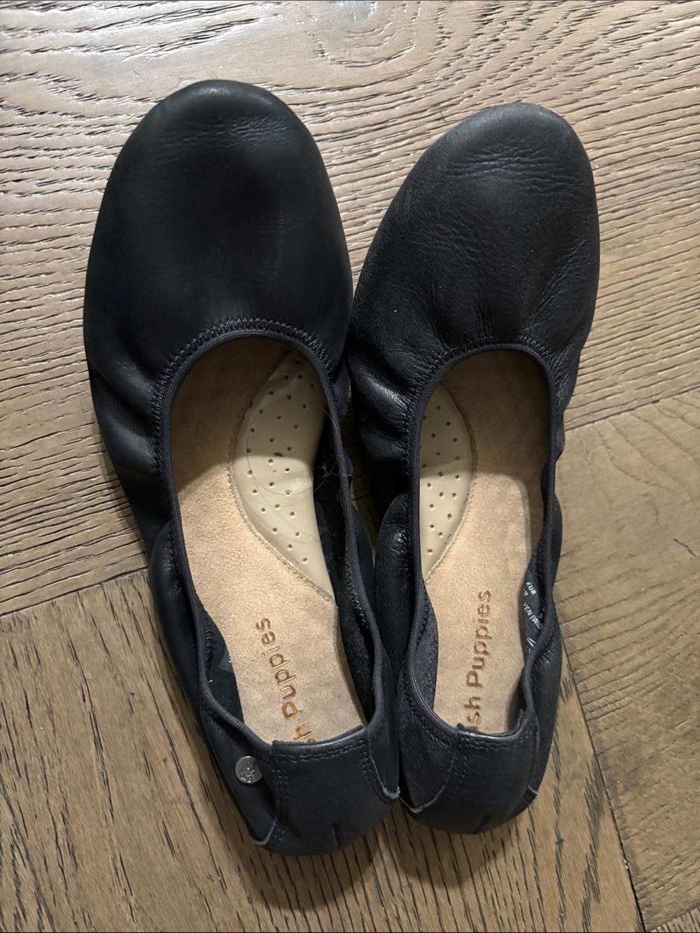 Hush Puppies Women's Black Leather Ballet Flats — Slip-On Comfort
